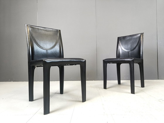 Image 1 of Set van 6 zwart leren eetkamerstoelen van Arper Italië, 1980S