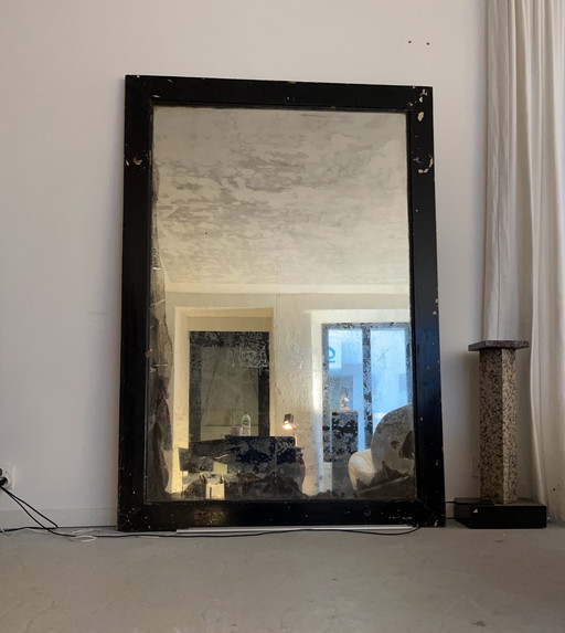 Grote antieke spiegel