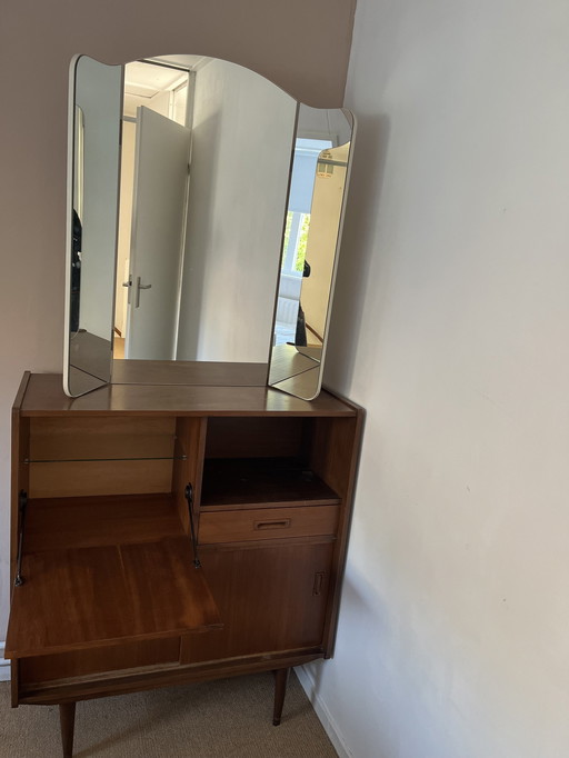 Mid - Century Dressoir Incl Spiegel