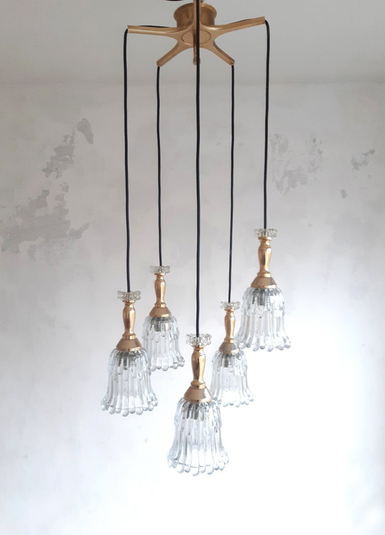 Image 1 of Vintage Goudkleurige Cascade Hanglamp Met 5 Transparant Glazen Kelken