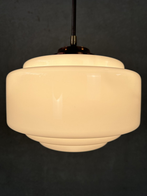 Image 1 of Art deco hanglamp - opaline en messing