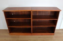 2x vintage design boekenkasten
