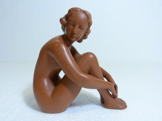 Image 1 of 2 Goebel terracotta vrouwen 1960's