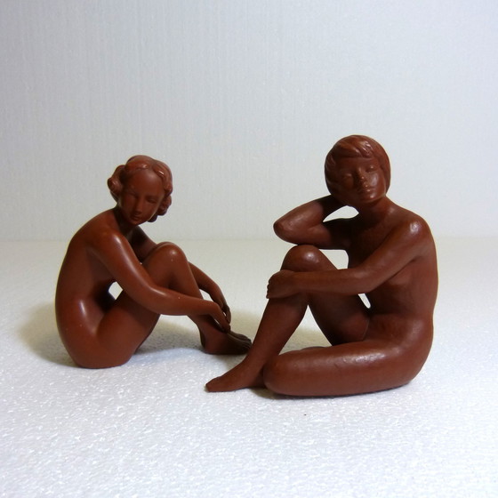 Image 1 of 2 Goebel terracotta vrouwen 1960's