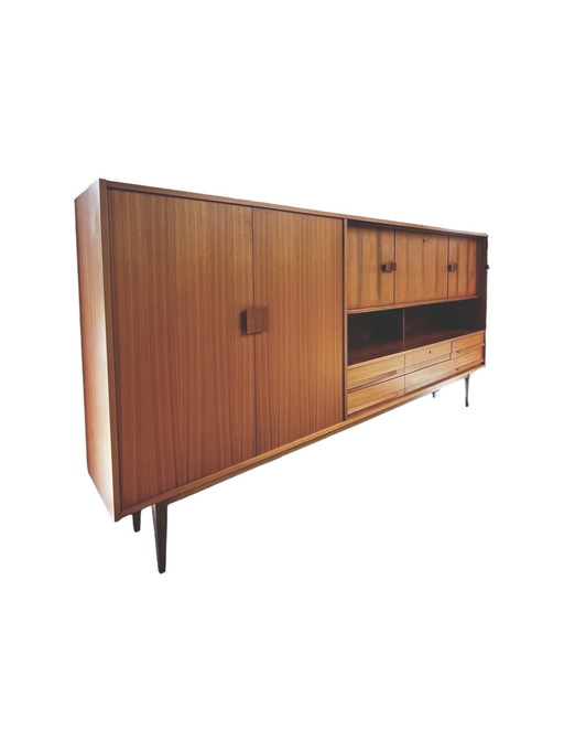 Vintage dressoir van Hilker Möbel in zeer goede staat