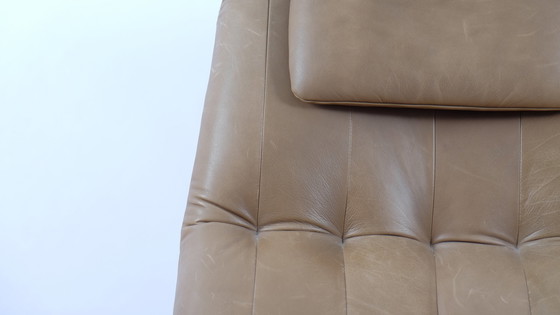 Image 1 of Vintage leren fauteuil met voetenbankje