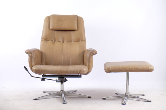 Image 1 of Vintage leren fauteuil met voetenbankje