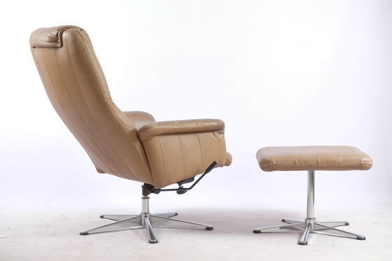 Image 1 of Vintage leren fauteuil met voetenbankje