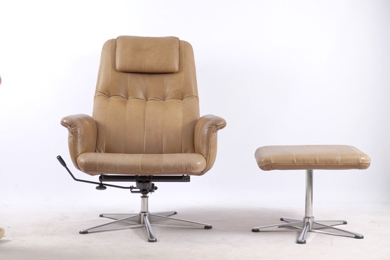 Image 1 of Vintage leren fauteuil met voetenbankje