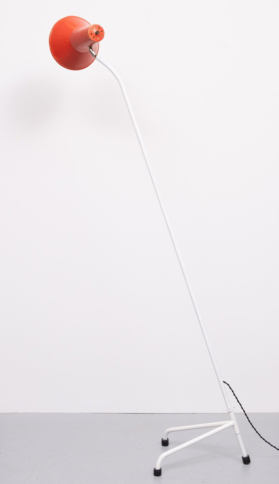 Image 1 of Willem Hagoort Grasshopper Statief Vloerlamp Jaren 50 Nederland