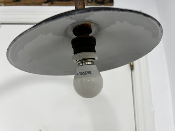 Image 1 of Industriële wandlamp voor buiten, geëmailleerd, 100 Cm. 1930-40 Ca.