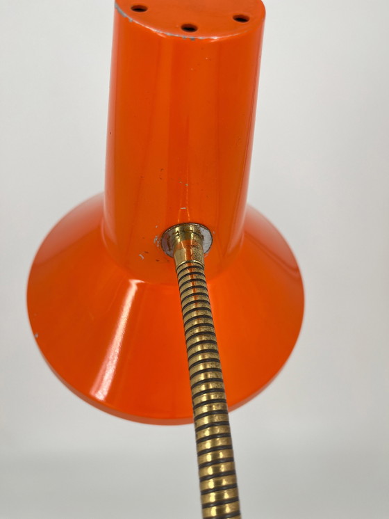 Image 1 of Vintage bureaulamp Oranje 1960 1970 Mid Century Ruimtetijdperk