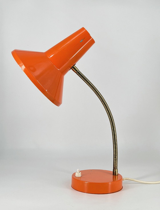 Image 1 of Vintage bureaulamp Oranje 1960 1970 Mid Century Ruimtetijdperk