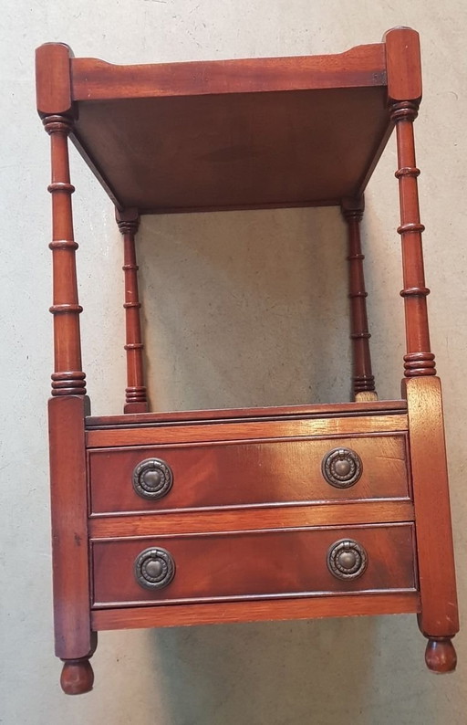 Vintage Engelse mahonie bijzettafel