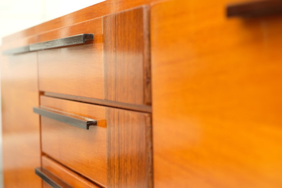 Image 1 of Italiaans dressoir in teak - 1960S