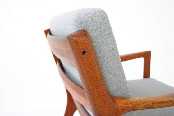 Image 1 of Ole Wanscher voor France & Son, "Senator" Mid Century Deense Teak Lounge Chair, nieuwe kussens, nieuwe hoes