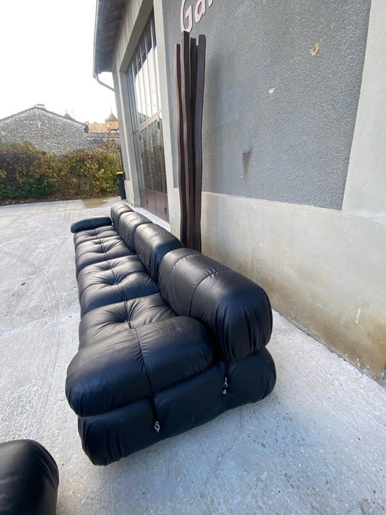 Image 1 of Mario Bellini - Camaleonda Sofa - 1972 Zwart generfd leer