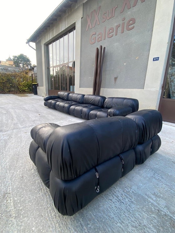Image 1 of Mario Bellini - Camaleonda Sofa - 1972 Zwart generfd leer