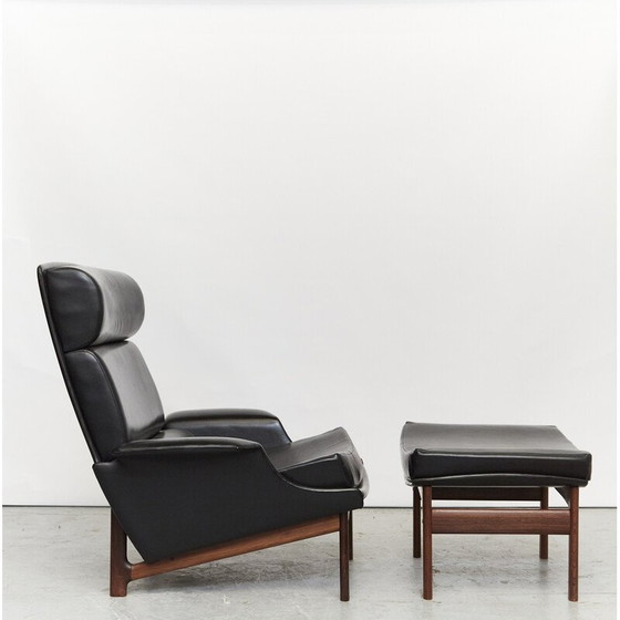 Image 1 of Vintage Adam fauteuil met voetenbank in zwart kunstleer van Kofod Larsen voor Mogens Kold