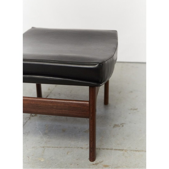 Image 1 of Vintage Adam fauteuil met voetenbank in zwart kunstleer van Kofod Larsen voor Mogens Kold
