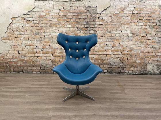 Image 1 of Poltrona Frau Regina Swivel Chair blauwgroen