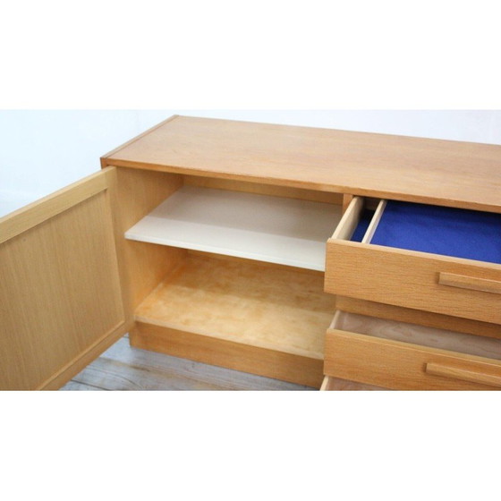Image 1 of Vintage laag eiken dressoir van Nils Jonsson voor Hugo Troeds, Zweden 1960