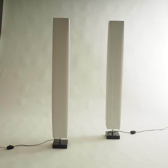 Image 1 of 2 Vloerlampen van geplooide stof