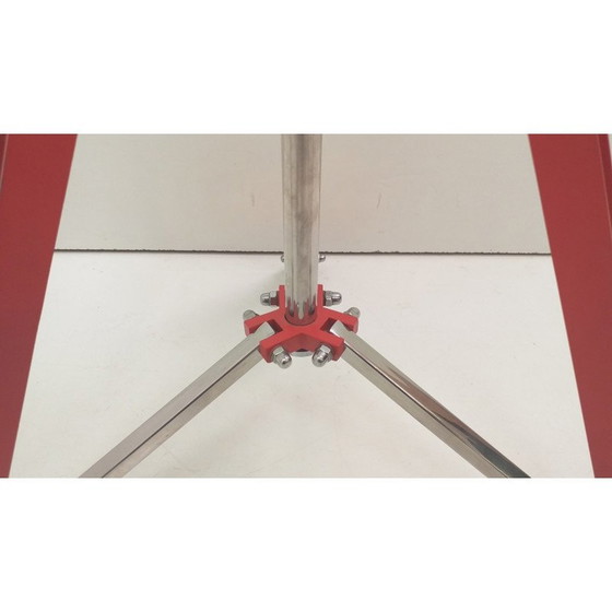 Image 1 of Vintage industriële bijzettafel van metaal en in hoogte verstelbaar, Tsjecho-Slowakije 1980