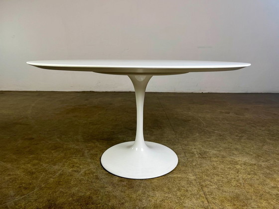 Image 1 of Knoll international Saarinen Tulip ovale salontafel bijzettafel