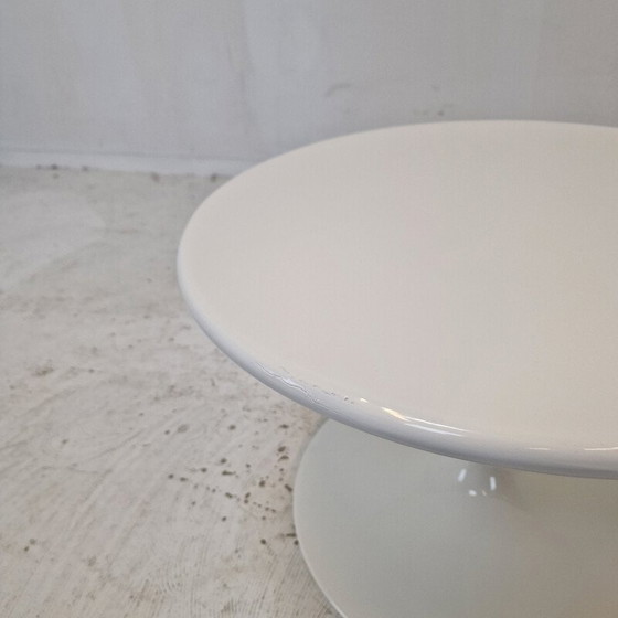 Image 1 of Vintage ronde salontafel in wit hout en metaal van Pierre Paulin voor Artifort, 1970