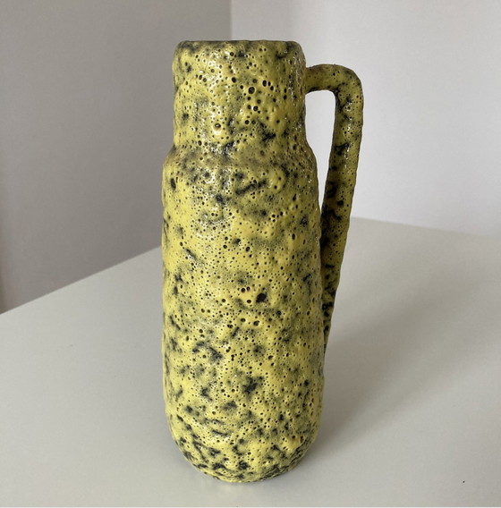 Image 1 of Vintage West-Duitsland Wg Fatlava Vaas Geel / Zwart, Handgemaakt, 50/60D, West-Duitsland Kunst Aardewerk, Verzamelobject