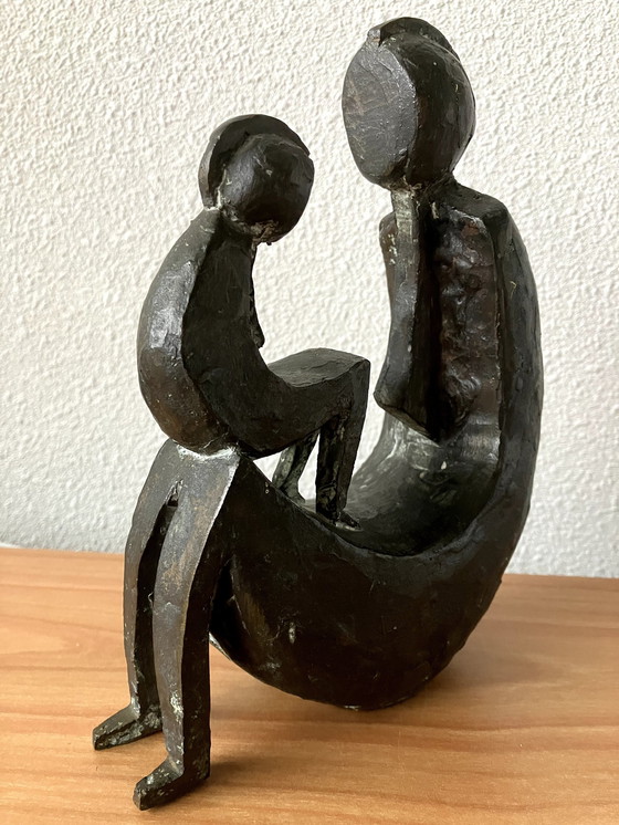 Image 1 of Modern Bronzen Beeld - Moeder Met Kind.