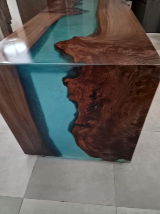 Image 1 of Epoxy Waterval Tafel