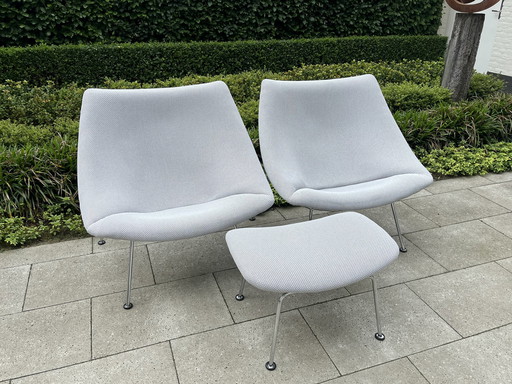 2x Artifort Oyster en 1 Ottoman