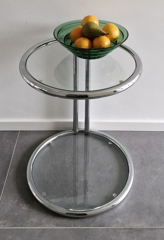 Image 1 of Bijzettafel Rond - Chroom Met Glas 1980S - Bauhausstijl