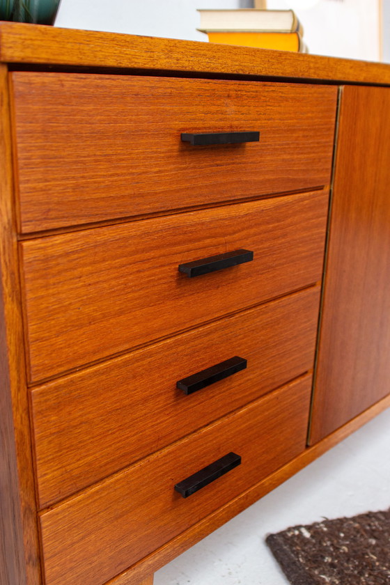 Image 1 of Vintage teakhouten Dressoirs