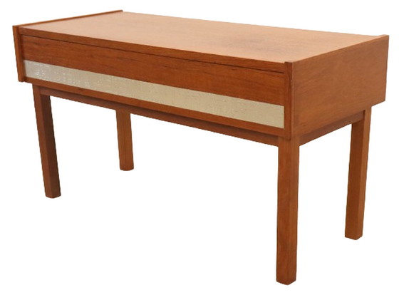 Image 1 of Laag compact sideboard / halkast 'Gundsoille' 