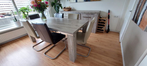 Moderne Eettafel