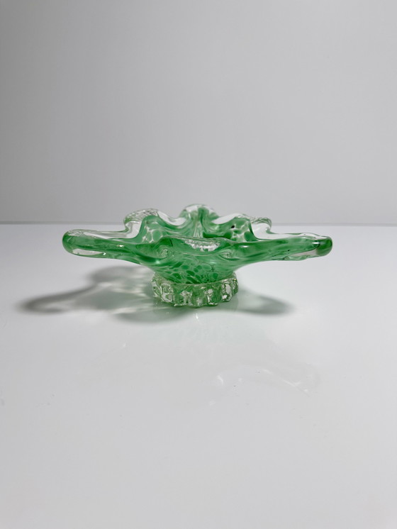 Image 1 of Vintage Murano asbak pastel groen gespikkeld driehoek jaren 70 kom