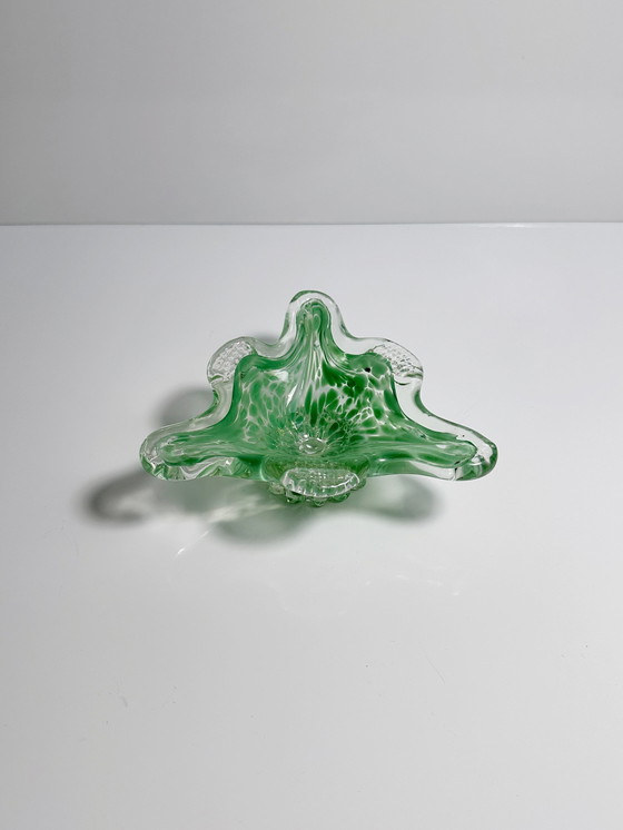 Image 1 of Vintage Murano asbak pastel groen gespikkeld driehoek jaren 70 kom