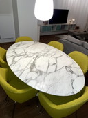 Knoll Studio Saarinen Tulip tafel