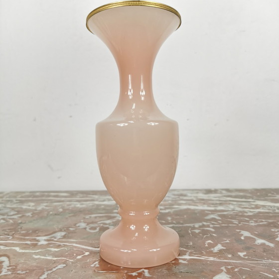 Image 1 of Vintage, antiek opaline vaasje, bloemenvaasje