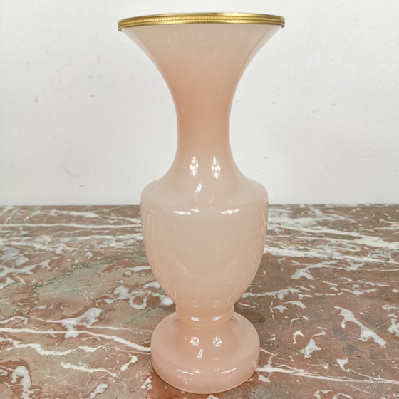 Image 1 of Vintage, antiek opaline vaasje, bloemenvaasje