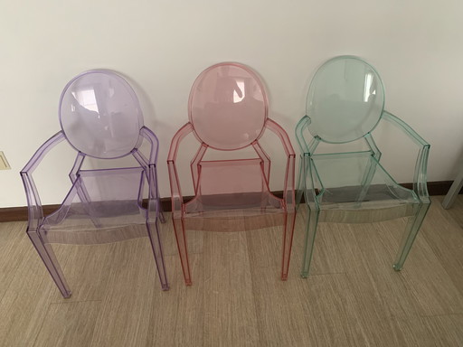 3x P. Starck Stoeltjes Lou Lou Ghost Voor Kartell