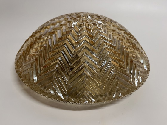 Image 1 of Schitterende Mid Century Geometrische Plafonnière Goudglans Amber Glashütte Limburg 