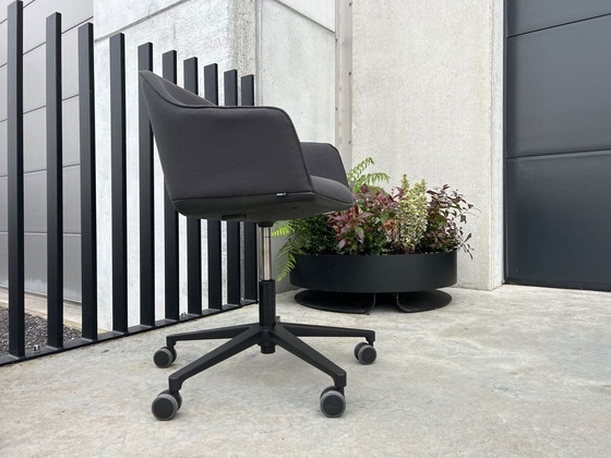 Image 1 of 2X Vitra Softshell Bureaustoel 