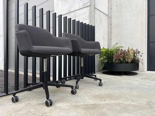 2X Vitra Softshell Bureaustoel 