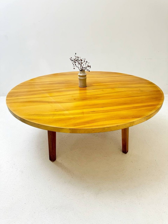 Image 1 of Complete set van massief houten ronde tafel en 12 vintage tafel/boerderijstoelen