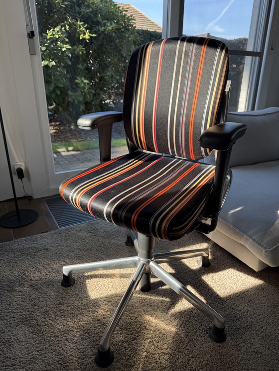 Image 1 of Ahrend 230 Bureaustoel Paul Smith
