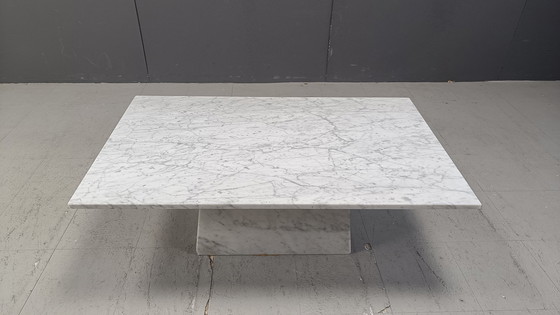 Image 1 of Vintage wit marmeren salontafel, 1970